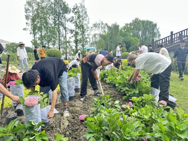 1750315892510036626.jpg IMG_5568_副本.jpg