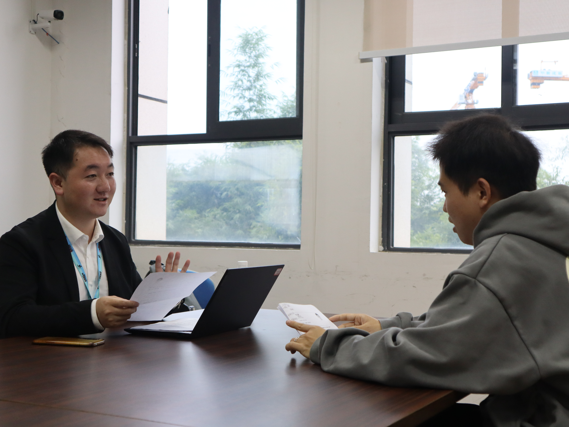 52ba30f26b274596ad3e5d7c9cad957b.jpg 52ba30f26b274596ad3e5d7c9cad957b.jpg