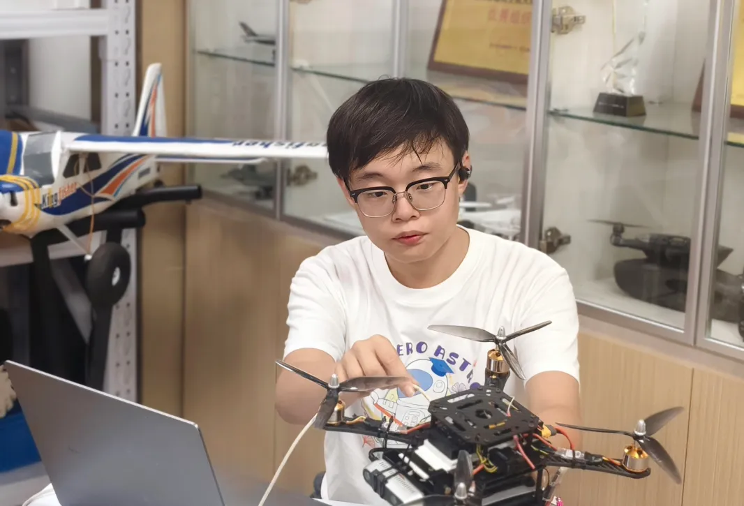 cfacd8e376e54122886b4b02f2113078.png cfacd8e376e54122886b4b02f2113078.png